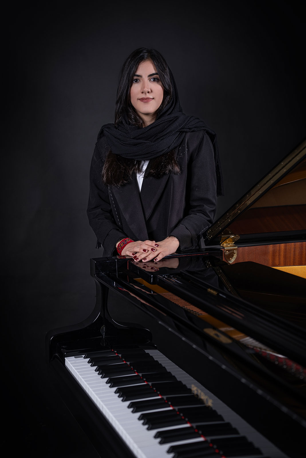 آموزشگاه موسیقی پارس - پرنا مانیان